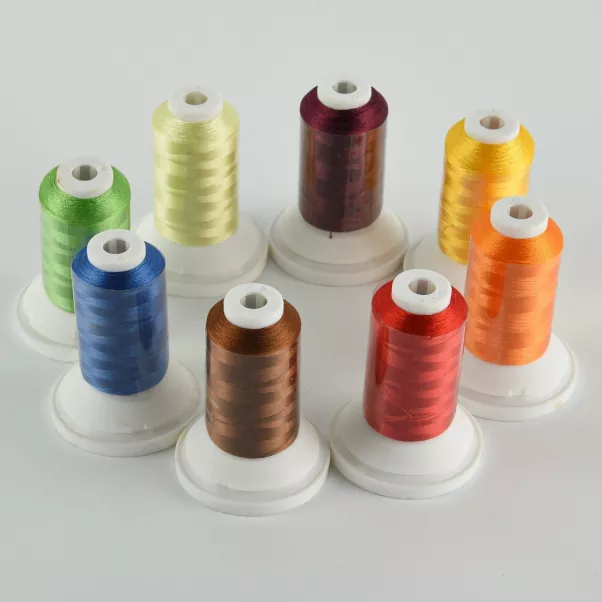 Nici do haftu Muti Color 150d2 z wiskozy i sztucznego jedwabiu